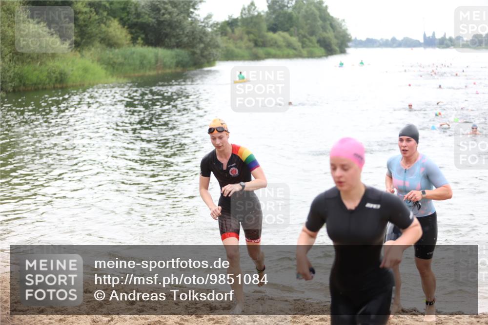 21.06.2026 - 29. Vierlanden-Triathlon Andreas Tolksdorf http://msf.ph/oto/9851084 21.06.2026 10:16:54 Schwimmen 328, 374, 388, 485, 506, 515, 536, 538 meine-sportfotos.de
