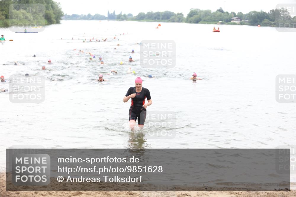 21.06.2026 - 29. Vierlanden-Triathlon Andreas Tolksdorf http://msf.ph/oto/9851628 21.06.2026 10:18:07 Schwimmen 494, 514, 565 meine-sportfotos.de