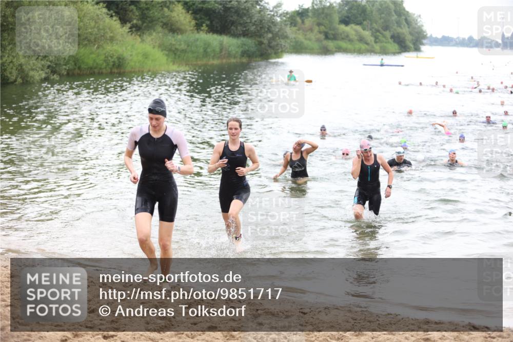 21.06.2026 - 29. Vierlanden-Triathlon Andreas Tolksdorf http://msf.ph/oto/9851717 21.06.2026 10:18:24 Schwimmen 368, 499, 513, 539, 571, 582, 592, 605, 606, 608, 618 meine-sportfotos.de
