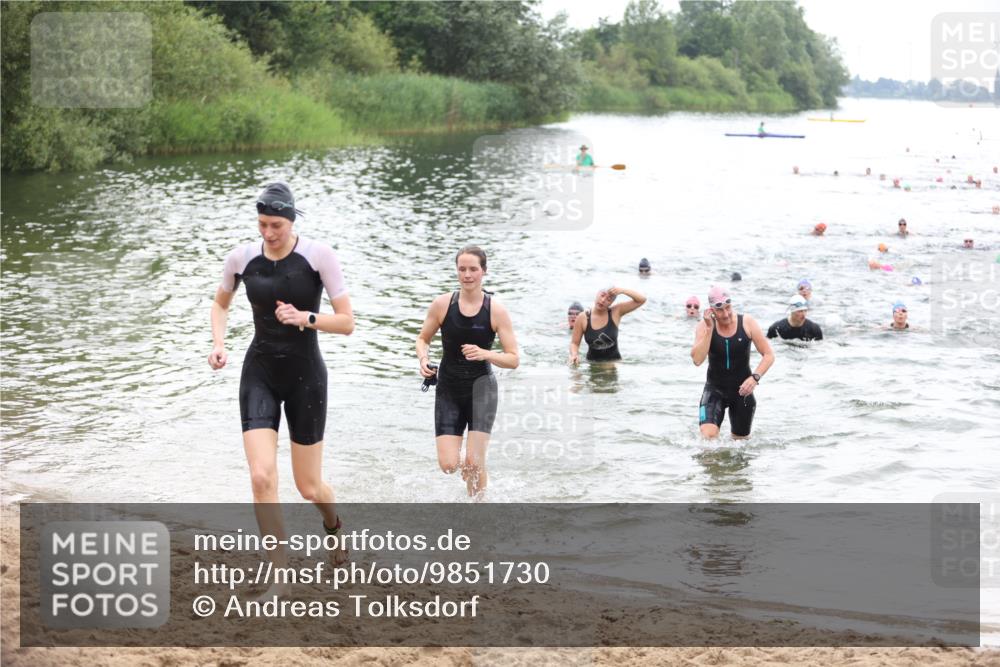 21.06.2026 - 29. Vierlanden-Triathlon Andreas Tolksdorf http://msf.ph/oto/9851730 21.06.2026 10:18:24 Schwimmen 368, 499, 513, 539, 571, 582, 592, 605, 606, 608, 618 meine-sportfotos.de