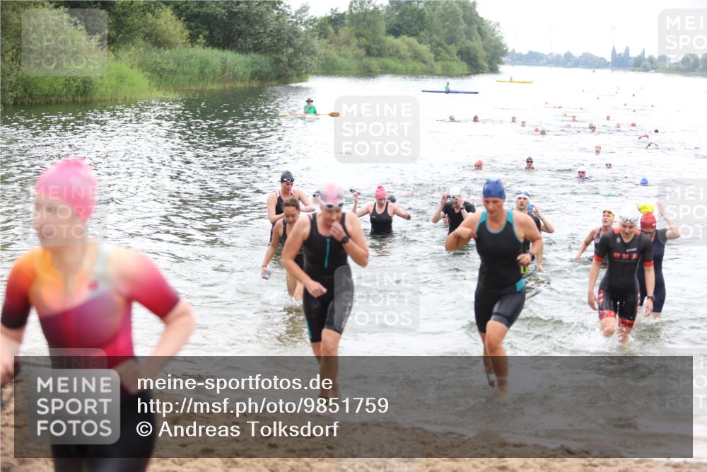 21.06.2026 - 29. Vierlanden-Triathlon Andreas Tolksdorf http://msf.ph/oto/9851759 21.06.2026 10:18:29 Schwimmen 368, 391, 499, 513, 516, 539, 558, 571, 582, 583, 590, 605, 606, 608 meine-sportfotos.de