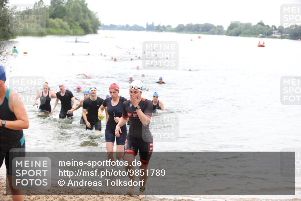 21.06.2026 - 29. Vierlanden-Triathlon Andreas Tolksdorf http://msf.ph/oto/9851789 21.06.2026 10:18:31 Schwimmen 368, 391, 499, 510, 513, 516, 539, 558, 582, 583, 590, 605, 608 meine-sportfotos.de