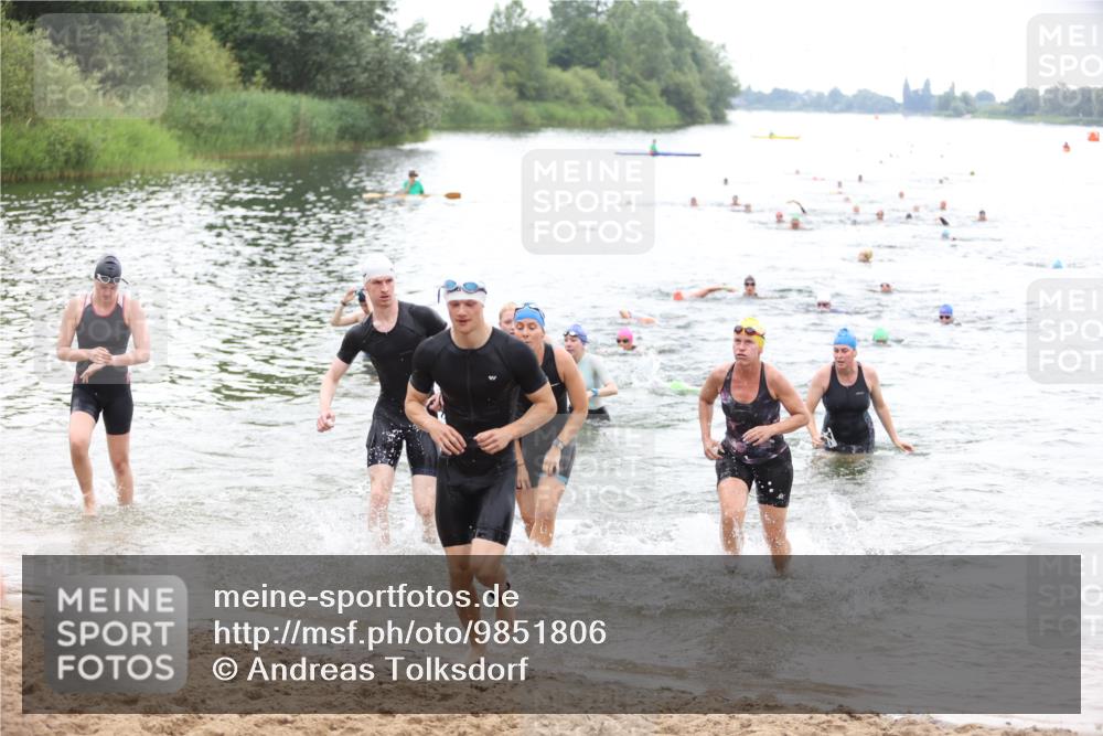 21.06.2026 - 29. Vierlanden-Triathlon Andreas Tolksdorf http://msf.ph/oto/9851806 21.06.2026 10:18:34 Schwimmen 368, 391, 490, 510, 511, 513, 516, 539, 558, 582, 583, 590, 605, 608 meine-sportfotos.de
