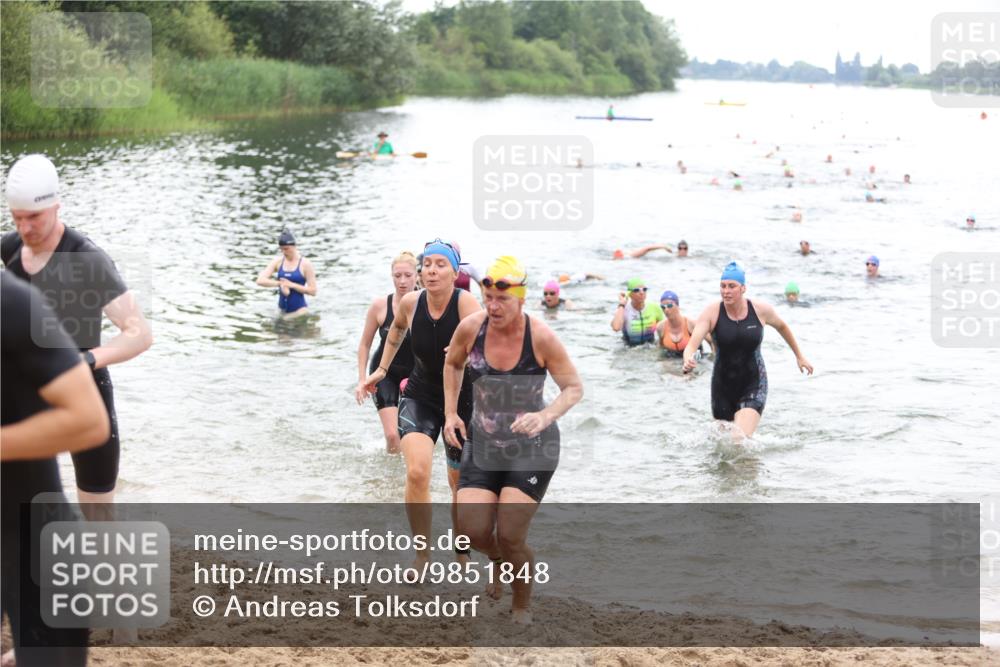 21.06.2026 - 29. Vierlanden-Triathlon Andreas Tolksdorf http://msf.ph/oto/9851848 21.06.2026 10:18:37 Schwimmen 368, 391, 482, 490, 510, 511, 513, 516, 539, 558, 582, 583, 590, 605, 608 meine-sportfotos.de