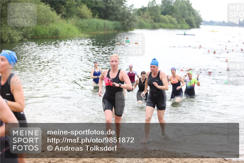 21.06.2026 - 29. Vierlanden-Triathlon Andreas Tolksdorf http://msf.ph/oto/9851872 21.06.2026 10:18:39 Schwimmen 368, 391, 482, 490, 510, 511, 516, 556, 558, 583, 590, 601, 608 meine-sportfotos.de