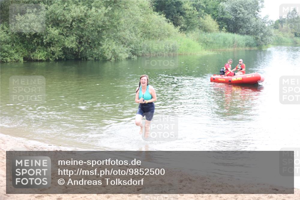 21.06.2026 - 29. Vierlanden-Triathlon Andreas Tolksdorf http://msf.ph/oto/9852500 21.06.2026 10:24:02 Schwimmen 560, 589, 611 meine-sportfotos.de
