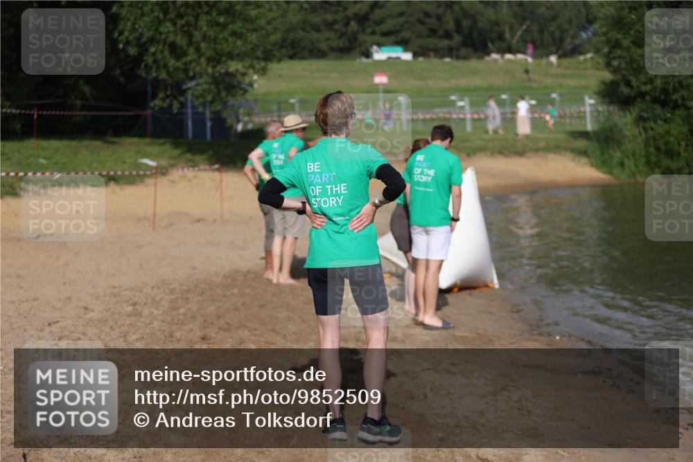 21.06.2026 - 29. Vierlanden-Triathlon Andreas Tolksdorf http://msf.ph/oto/9852509 21.06.2026 08:21:29 Schwimmen  meine-sportfotos.de