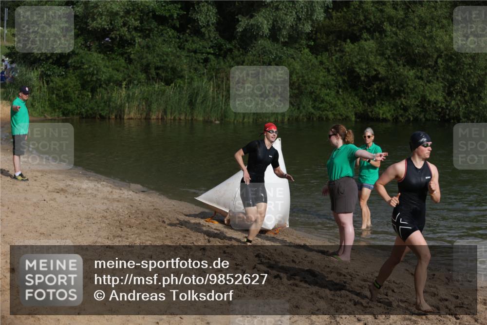 21.06.2026 - 29. Vierlanden-Triathlon Andreas Tolksdorf http://msf.ph/oto/9852627 21.06.2026 08:33:45 Schwimmen  meine-sportfotos.de