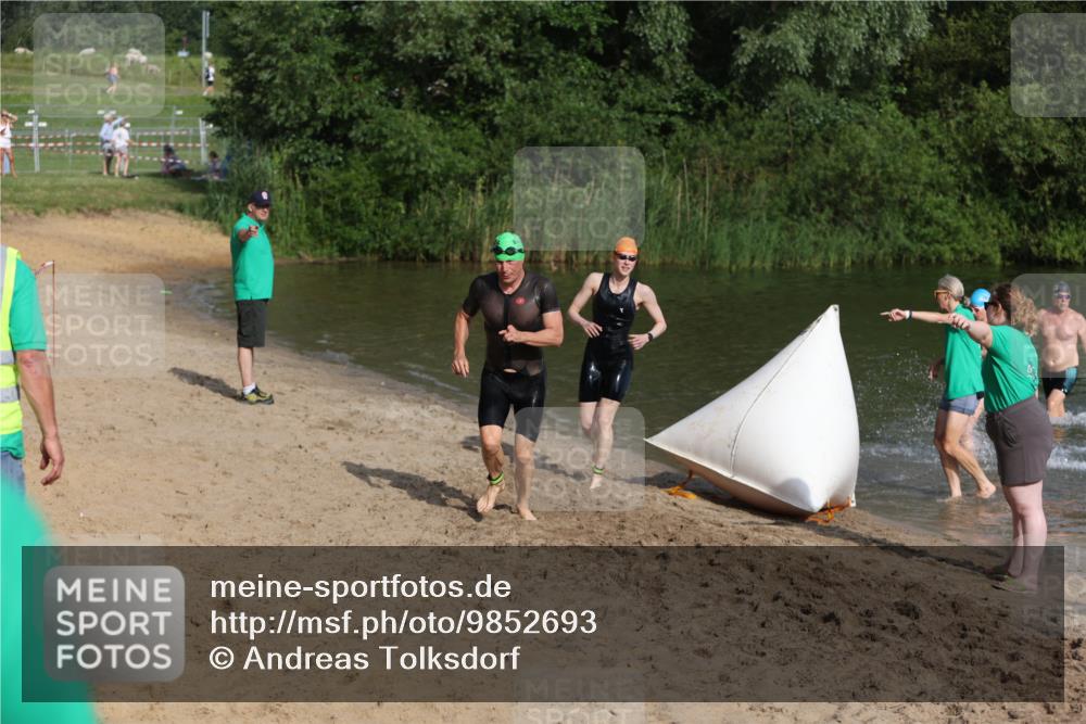 21.06.2026 - 29. Vierlanden-Triathlon Andreas Tolksdorf http://msf.ph/oto/9852693 21.06.2026 08:35:07 Schwimmen 79, 216 meine-sportfotos.de