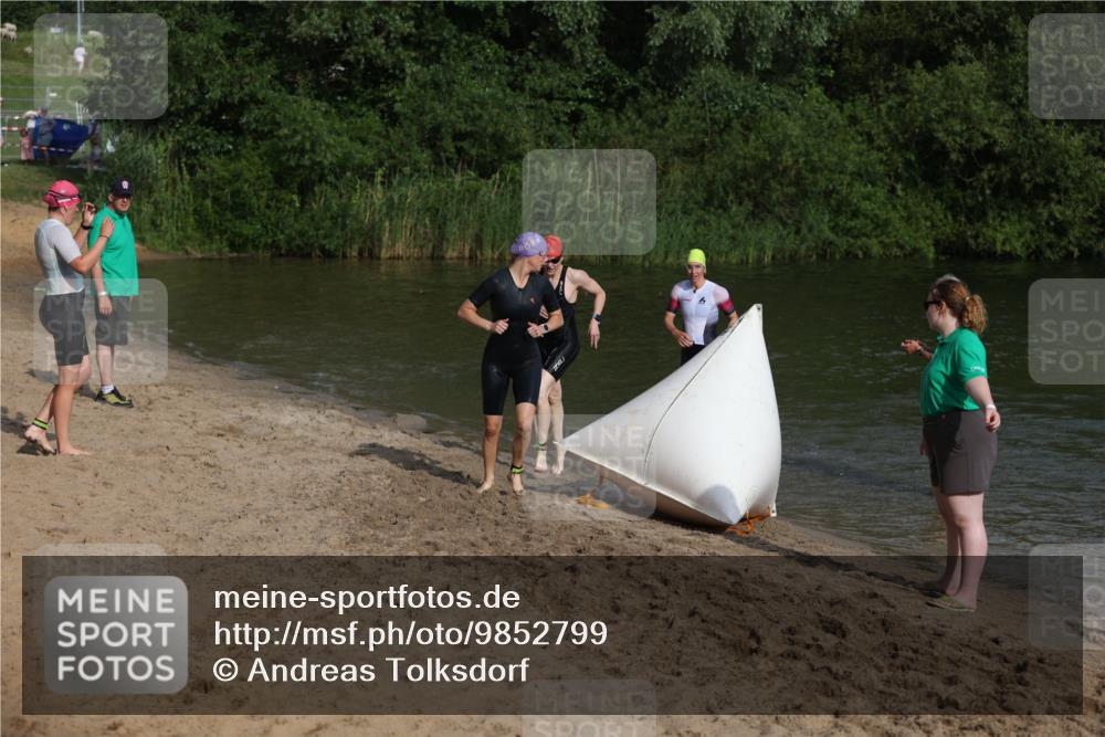 21.06.2026 - 29. Vierlanden-Triathlon Andreas Tolksdorf http://msf.ph/oto/9852799 21.06.2026 08:35:59 Schwimmen  meine-sportfotos.de