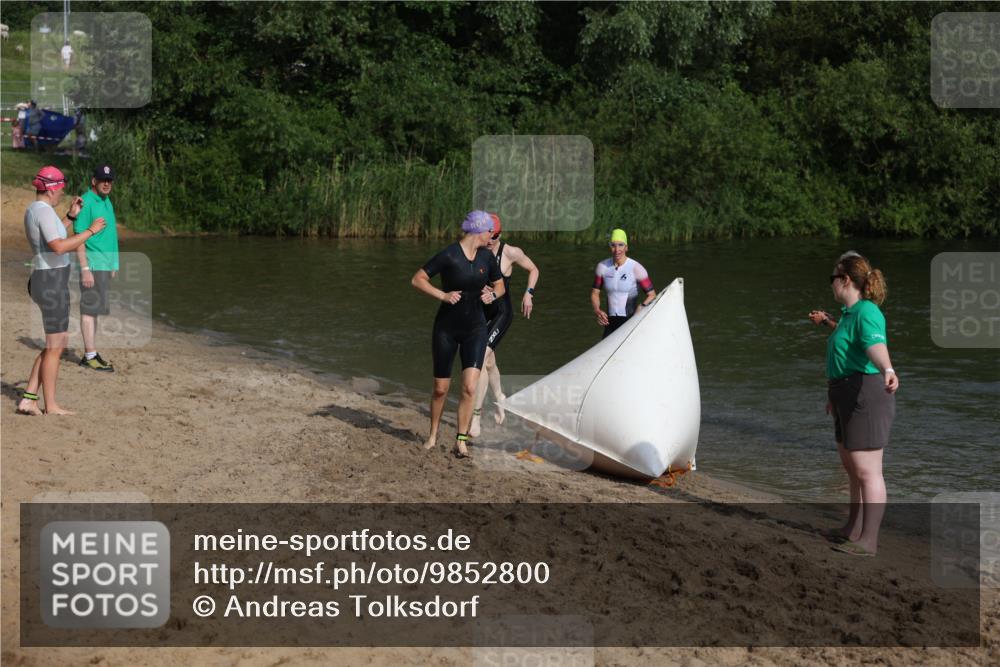 21.06.2026 - 29. Vierlanden-Triathlon Andreas Tolksdorf http://msf.ph/oto/9852800 21.06.2026 08:35:59 Schwimmen  meine-sportfotos.de