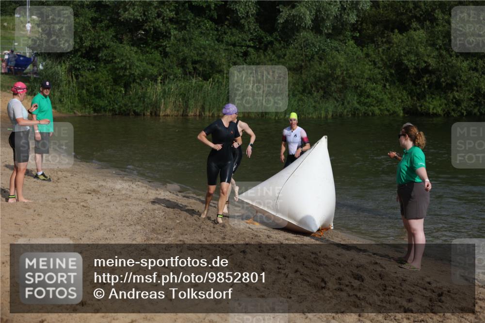21.06.2026 - 29. Vierlanden-Triathlon Andreas Tolksdorf http://msf.ph/oto/9852801 21.06.2026 08:35:59 Schwimmen  meine-sportfotos.de