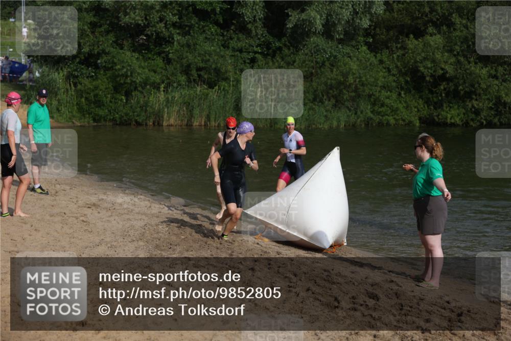 21.06.2026 - 29. Vierlanden-Triathlon Andreas Tolksdorf http://msf.ph/oto/9852805 21.06.2026 08:35:59 Schwimmen  meine-sportfotos.de