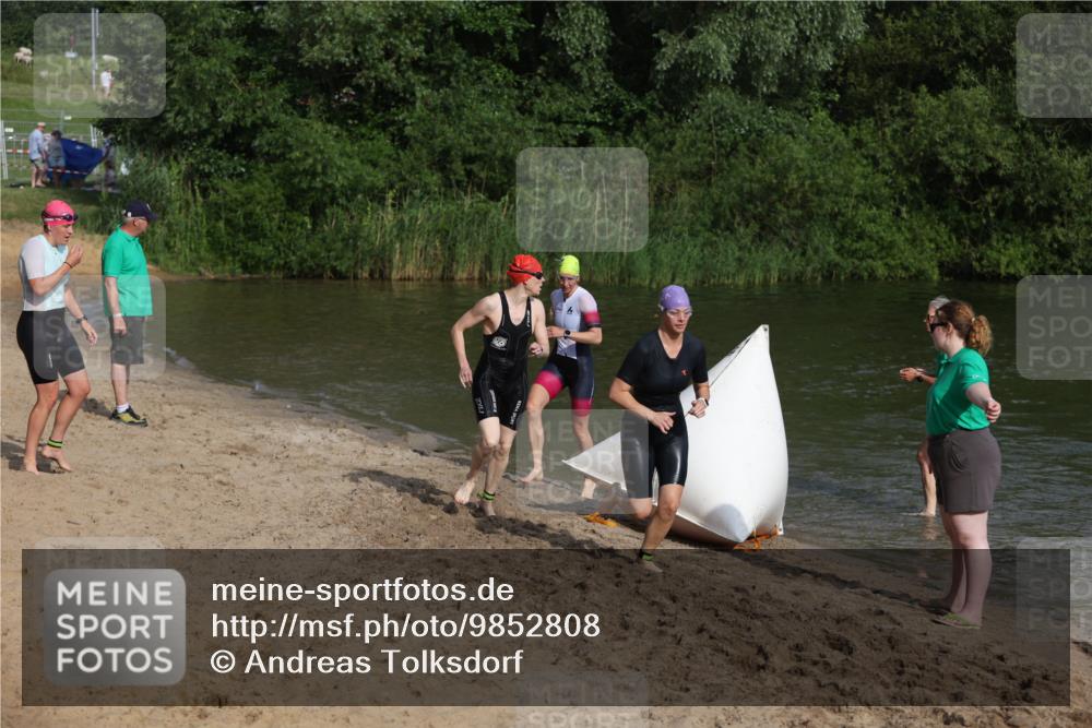 21.06.2026 - 29. Vierlanden-Triathlon Andreas Tolksdorf http://msf.ph/oto/9852808 21.06.2026 08:36:00 Schwimmen  meine-sportfotos.de