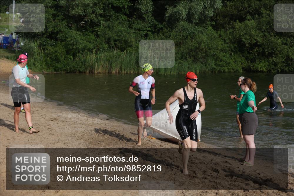 21.06.2026 - 29. Vierlanden-Triathlon Andreas Tolksdorf http://msf.ph/oto/9852819 21.06.2026 08:36:01 Schwimmen  meine-sportfotos.de