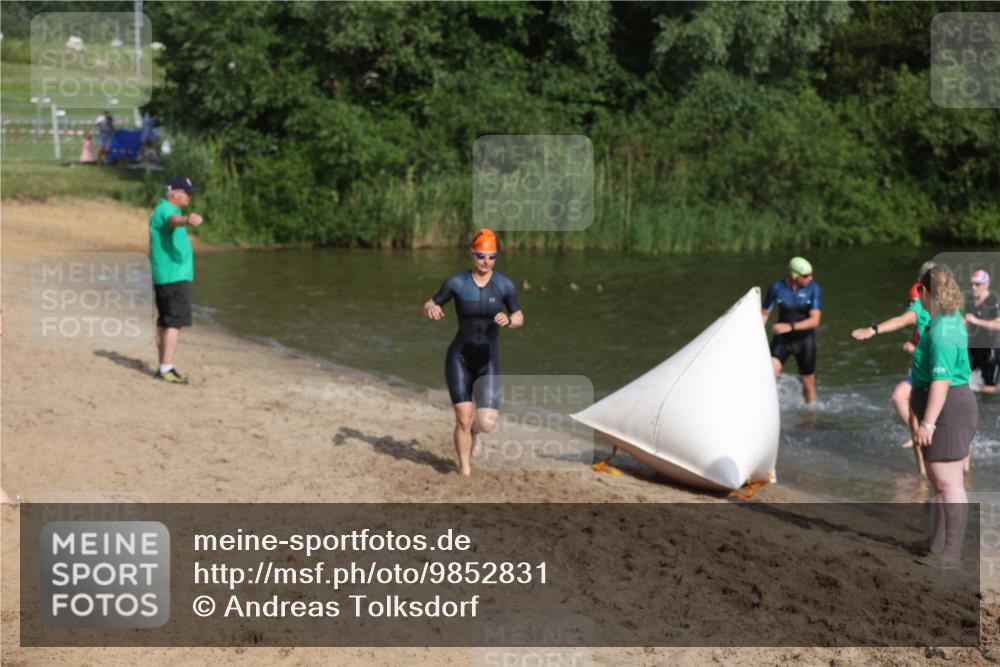 21.06.2026 - 29. Vierlanden-Triathlon Andreas Tolksdorf http://msf.ph/oto/9852831 21.06.2026 08:36:09 Schwimmen  meine-sportfotos.de