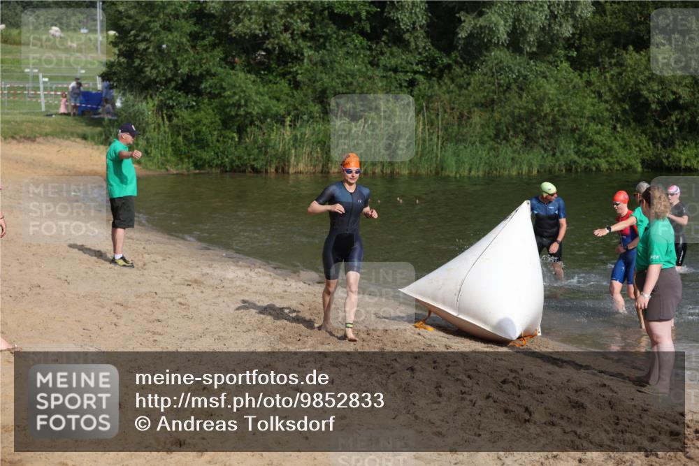 21.06.2026 - 29. Vierlanden-Triathlon Andreas Tolksdorf http://msf.ph/oto/9852833 21.06.2026 08:36:09 Schwimmen  meine-sportfotos.de