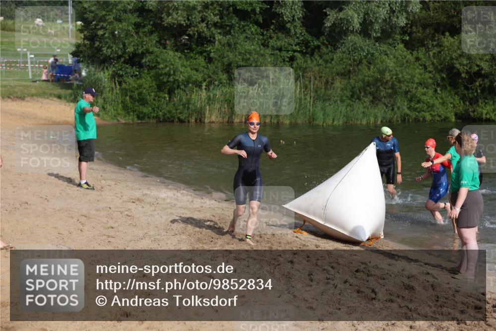 21.06.2026 - 29. Vierlanden-Triathlon Andreas Tolksdorf http://msf.ph/oto/9852834 21.06.2026 08:36:09 Schwimmen  meine-sportfotos.de