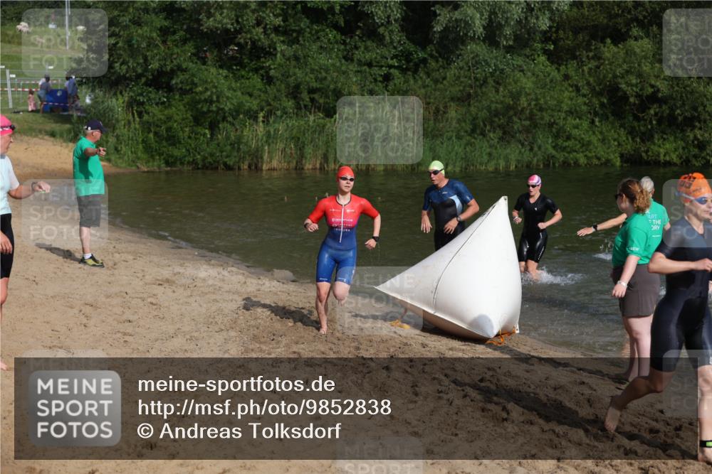 21.06.2026 - 29. Vierlanden-Triathlon Andreas Tolksdorf http://msf.ph/oto/9852838 21.06.2026 08:36:11 Schwimmen  meine-sportfotos.de