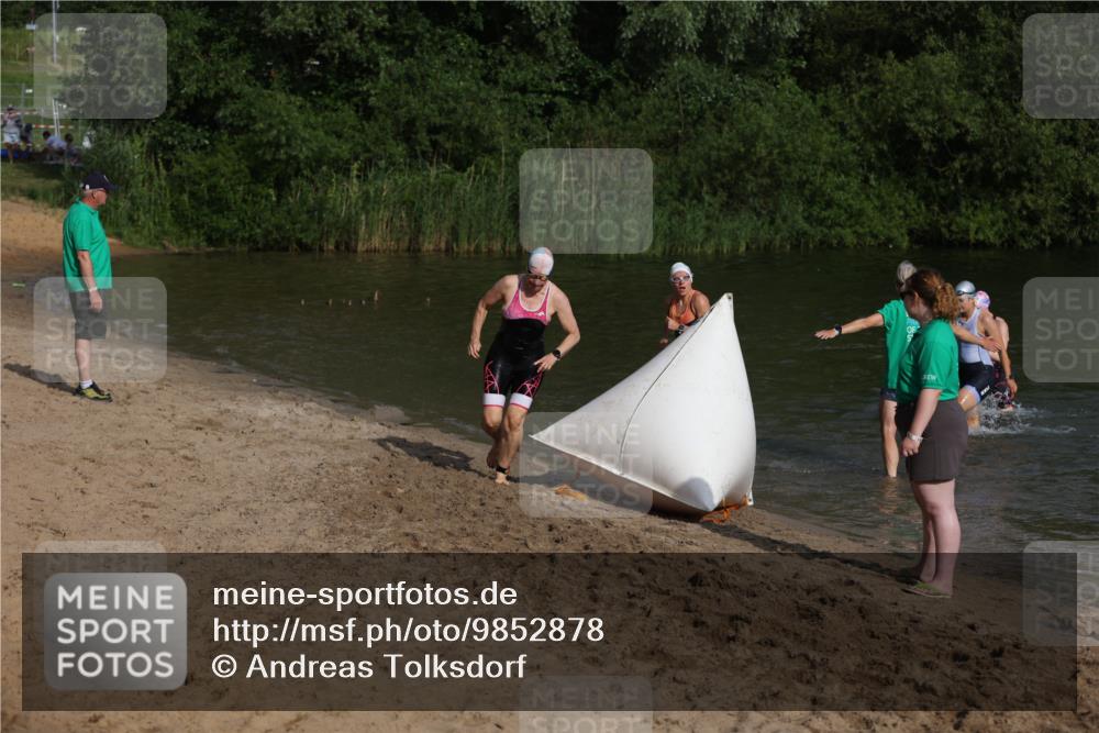 21.06.2026 - 29. Vierlanden-Triathlon Andreas Tolksdorf http://msf.ph/oto/9852878 21.06.2026 08:36:24 Schwimmen  meine-sportfotos.de
