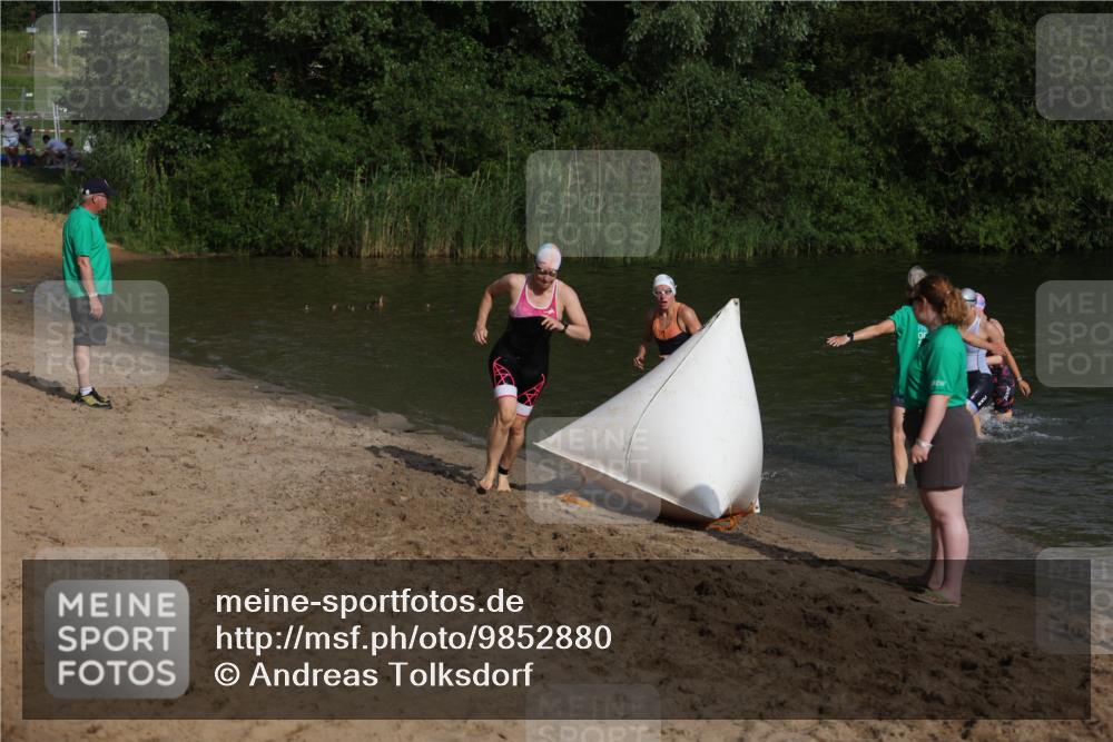 21.06.2026 - 29. Vierlanden-Triathlon Andreas Tolksdorf http://msf.ph/oto/9852880 21.06.2026 08:36:24 Schwimmen  meine-sportfotos.de