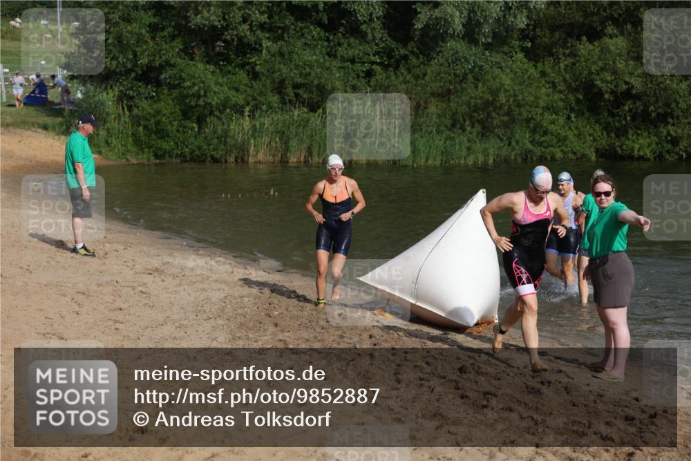 21.06.2026 - 29. Vierlanden-Triathlon Andreas Tolksdorf http://msf.ph/oto/9852887 21.06.2026 08:36:26 Schwimmen  meine-sportfotos.de