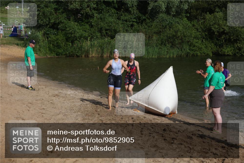 21.06.2026 - 29. Vierlanden-Triathlon Andreas Tolksdorf http://msf.ph/oto/9852905 21.06.2026 08:36:29 Schwimmen  meine-sportfotos.de