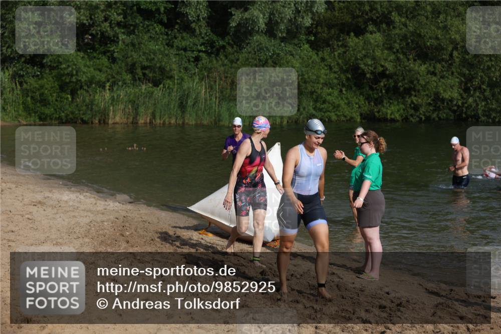 21.06.2026 - 29. Vierlanden-Triathlon Andreas Tolksdorf http://msf.ph/oto/9852925 21.06.2026 08:36:32 Schwimmen 207 meine-sportfotos.de