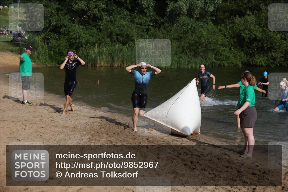 21.06.2026 - 29. Vierlanden-Triathlon Andreas Tolksdorf http://msf.ph/oto/9852967 21.06.2026 08:37:00 Schwimmen 24, 30, 63 meine-sportfotos.de
