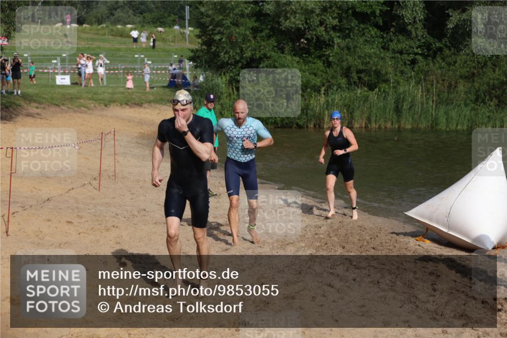 21.06.2026 - 29. Vierlanden-Triathlon Andreas Tolksdorf http://msf.ph/oto/9853055 21.06.2026 08:37:22 Schwimmen 31, 46, 107, 127 meine-sportfotos.de