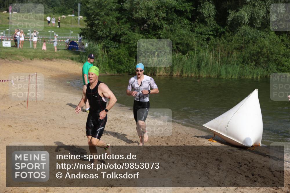 21.06.2026 - 29. Vierlanden-Triathlon Andreas Tolksdorf http://msf.ph/oto/9853073 21.06.2026 08:37:28 Schwimmen 31, 36, 107, 127 meine-sportfotos.de