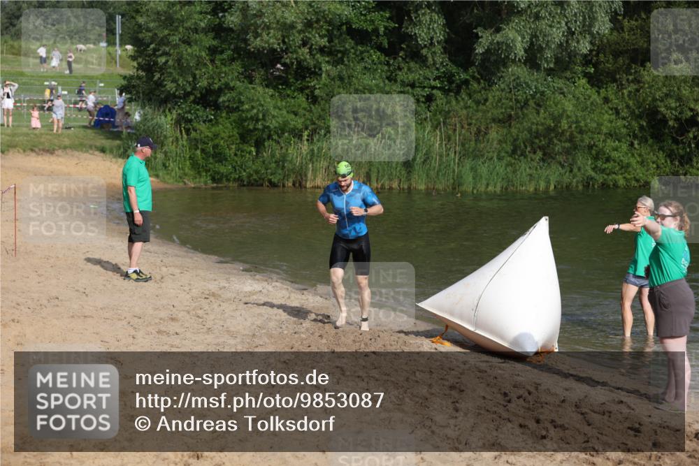 21.06.2026 - 29. Vierlanden-Triathlon Andreas Tolksdorf http://msf.ph/oto/9853087 21.06.2026 08:37:37 Schwimmen 36 meine-sportfotos.de