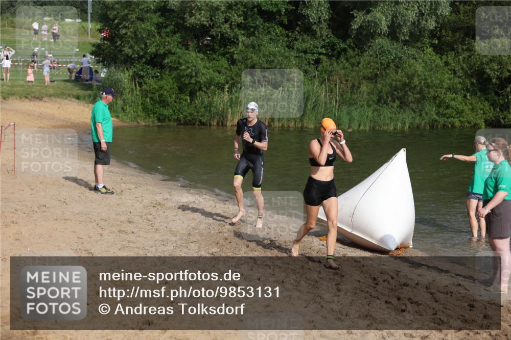 21.06.2026 - 29. Vierlanden-Triathlon Andreas Tolksdorf http://msf.ph/oto/9853131 21.06.2026 08:37:55 Schwimmen 13, 37 meine-sportfotos.de