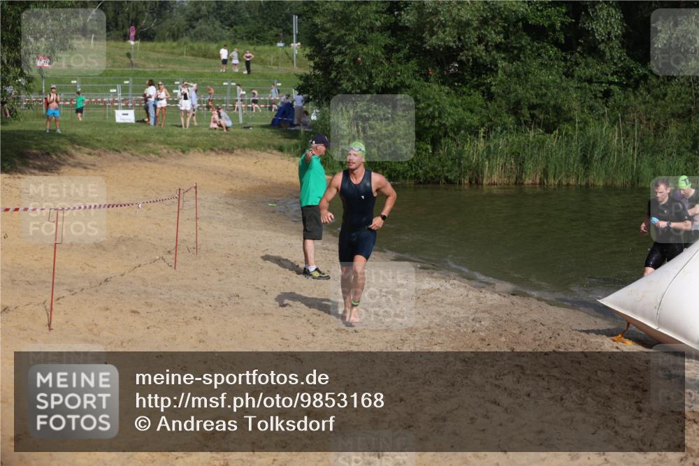 21.06.2026 - 29. Vierlanden-Triathlon Andreas Tolksdorf http://msf.ph/oto/9853168 21.06.2026 08:38:14 Schwimmen 12, 45, 76, 77 meine-sportfotos.de