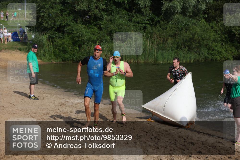 21.06.2026 - 29. Vierlanden-Triathlon Andreas Tolksdorf http://msf.ph/oto/9853329 21.06.2026 08:39:19 Schwimmen 32, 155, 166, 212 meine-sportfotos.de