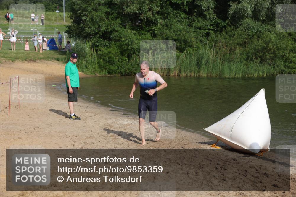 21.06.2026 - 29. Vierlanden-Triathlon Andreas Tolksdorf http://msf.ph/oto/9853359 21.06.2026 08:39:28 Schwimmen 3, 106, 155 meine-sportfotos.de