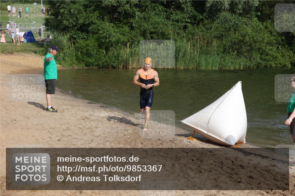 21.06.2026 - 29. Vierlanden-Triathlon Andreas Tolksdorf http://msf.ph/oto/9853367 21.06.2026 08:39:35 Schwimmen 3, 72, 106 meine-sportfotos.de