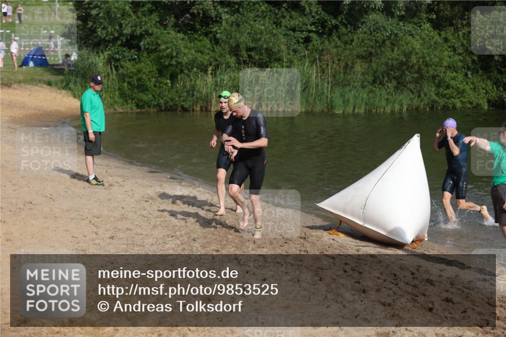 21.06.2026 - 29. Vierlanden-Triathlon Andreas Tolksdorf http://msf.ph/oto/9853525 21.06.2026 08:41:00 Schwimmen 99, 129, 132 meine-sportfotos.de