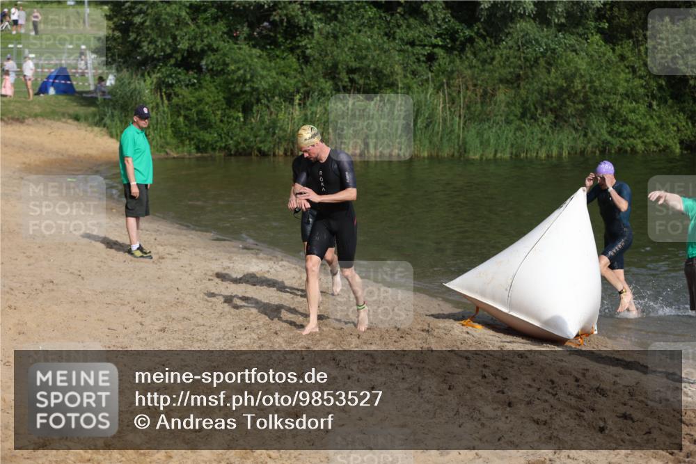 21.06.2026 - 29. Vierlanden-Triathlon Andreas Tolksdorf http://msf.ph/oto/9853527 21.06.2026 08:41:00 Schwimmen 99, 129, 132 meine-sportfotos.de