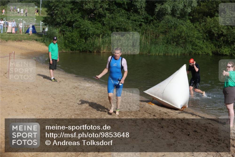 21.06.2026 - 29. Vierlanden-Triathlon Andreas Tolksdorf http://msf.ph/oto/9853648 21.06.2026 08:42:44 Schwimmen 27, 193, 210 meine-sportfotos.de