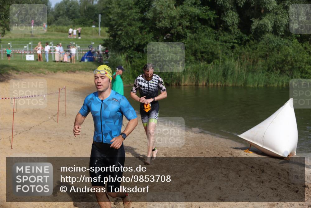 21.06.2026 - 29. Vierlanden-Triathlon Andreas Tolksdorf http://msf.ph/oto/9853708 21.06.2026 08:43:43 Schwimmen 44, 88, 108, 154, 197, 1355 meine-sportfotos.de