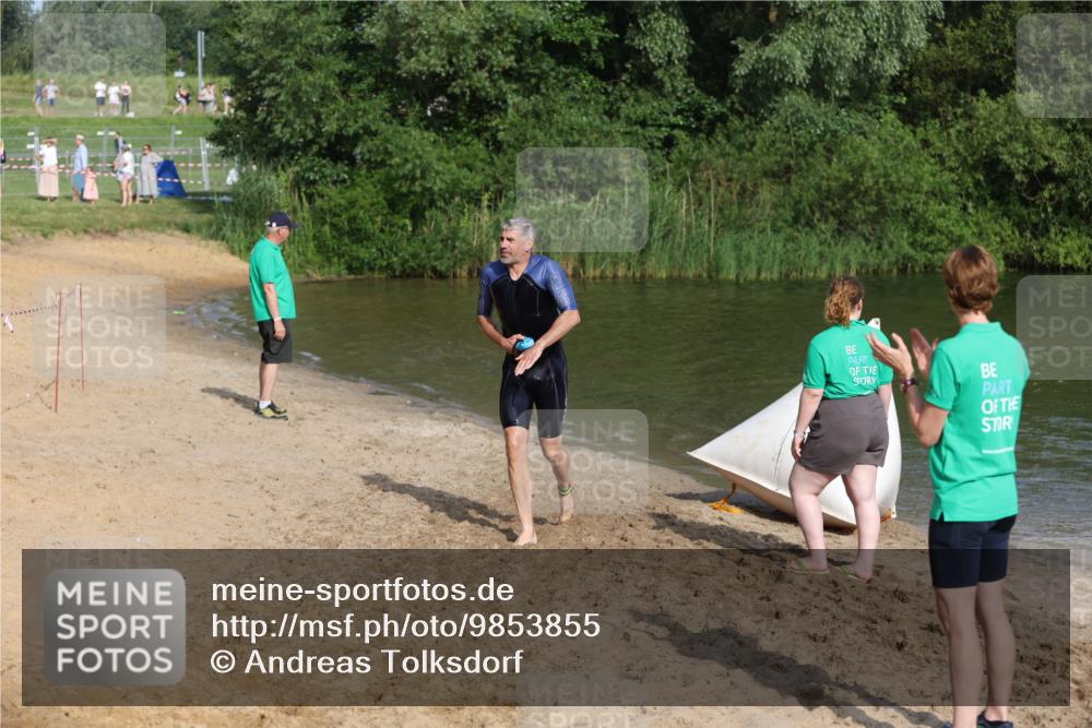 21.06.2026 - 29. Vierlanden-Triathlon Andreas Tolksdorf http://msf.ph/oto/9853855 21.06.2026 08:44:51 Schwimmen 184 meine-sportfotos.de