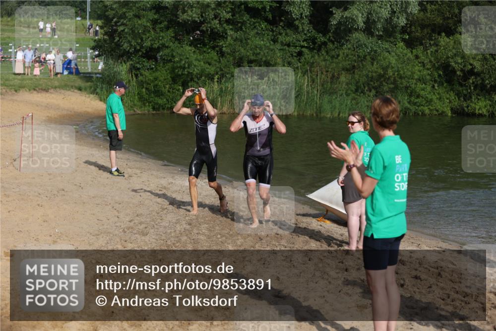 21.06.2026 - 29. Vierlanden-Triathlon Andreas Tolksdorf http://msf.ph/oto/9853891 21.06.2026 08:45:24 Schwimmen 69, 169, 173, 174, 219 meine-sportfotos.de
