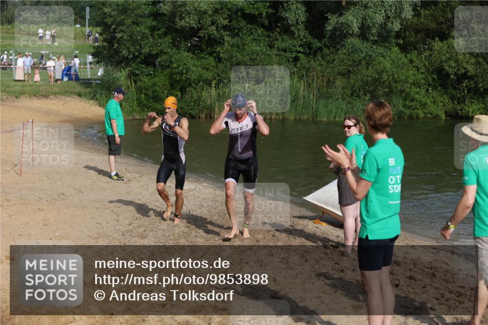 21.06.2026 - 29. Vierlanden-Triathlon Andreas Tolksdorf http://msf.ph/oto/9853898 21.06.2026 08:45:24 Schwimmen 69, 169, 173, 174, 219 meine-sportfotos.de