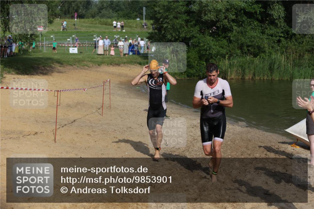 21.06.2026 - 29. Vierlanden-Triathlon Andreas Tolksdorf http://msf.ph/oto/9853901 21.06.2026 08:45:25 Schwimmen 69, 169, 173, 174, 219 meine-sportfotos.de