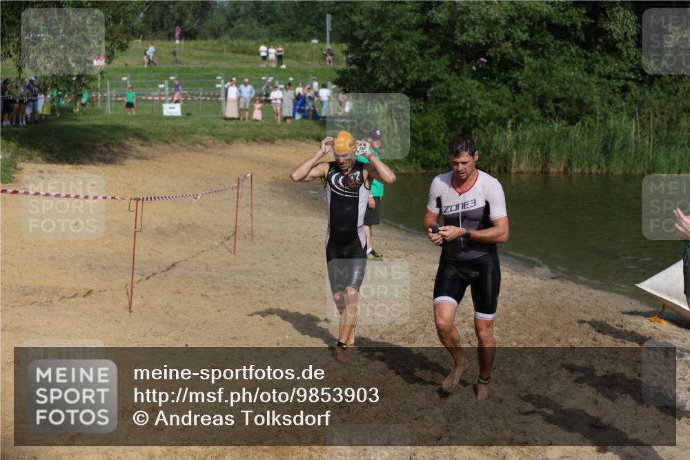 21.06.2026 - 29. Vierlanden-Triathlon Andreas Tolksdorf http://msf.ph/oto/9853903 21.06.2026 08:45:25 Schwimmen 69, 169, 173, 174, 219 meine-sportfotos.de