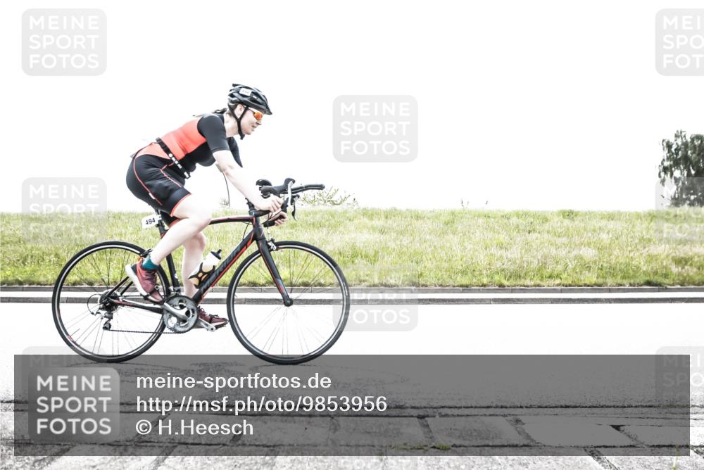 21.06.2026 - 29. Vierlanden-Triathlon H.Heesch http://msf.ph/oto/9853956 21.06.2026 10:29:06 Radfahren 16, 244, 247, 494, 558, 565, 601, 603 meine-sportfotos.de