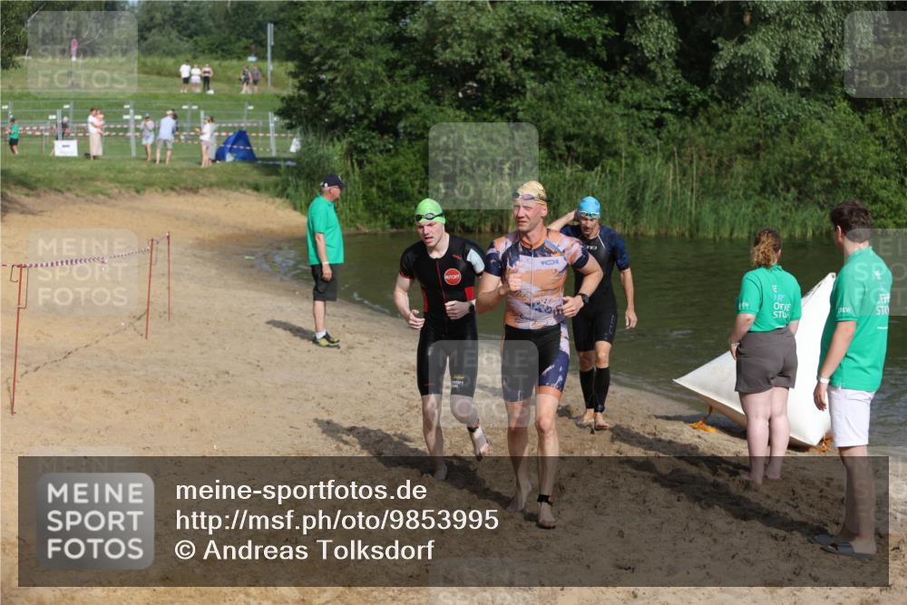 21.06.2026 - 29. Vierlanden-Triathlon Andreas Tolksdorf http://msf.ph/oto/9853995 21.06.2026 08:45:51 Schwimmen 84, 89, 131, 147, 165 meine-sportfotos.de