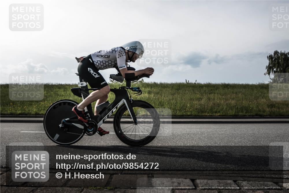 21.06.2026 - 29. Vierlanden-Triathlon H.Heesch http://msf.ph/oto/9854272 21.06.2026 08:52:08 Radfahren 27, 38, 42 meine-sportfotos.de