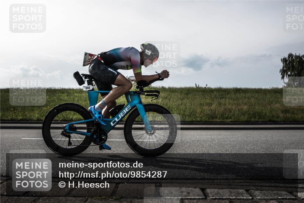 21.06.2026 - 29. Vierlanden-Triathlon H.Heesch http://msf.ph/oto/9854287 21.06.2026 08:53:12 Radfahren 202, 1355 meine-sportfotos.de